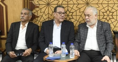 أسرة والد الإعلامية والمحامية أميرة بهى الدين تتلقى واجب العزاء بحضور المقربين