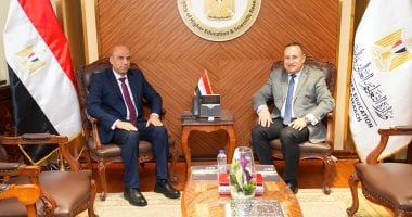 وزيرا التعليم العالى والعمل يبحثان تعزيز التكامل بين التعليم العالى وسوق العمل