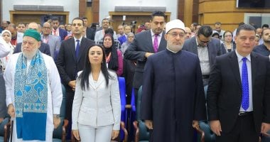 لبيك اللهم لبيك.. وزارة التضامن تنتهى من استخراج تأشيرات حجاج الجمعيات الأهلية وتنظيم مجموعات عمل بين المشرفين وزوار بيت الله لتعريف الحجاج بمواعيد السفر.. مايا مرسى توجه بتوفير الرعاية الكاملة خلال الفريضة