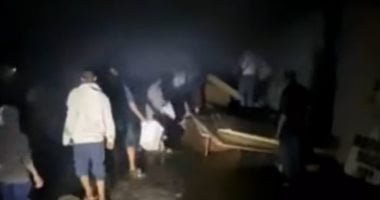 الحماية المدنية تحاصر حريق مخزن أخشاب مؤسسة الزكاة.. صور