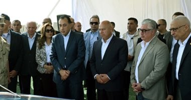 رئيس الوزراء يتفقد مشروع تطوير ميناء العريش البحري
