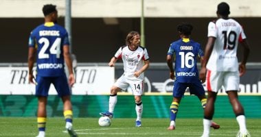 جانب من مباراة فيرونا وميلان 