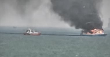 السيطرة على حريق لنش بخليج السويس دون إصابات