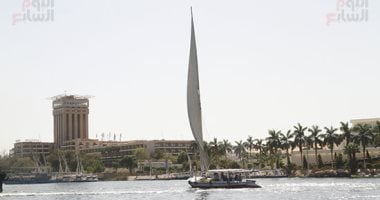المراكب الشراعية فى نهر النيل فى أسوان