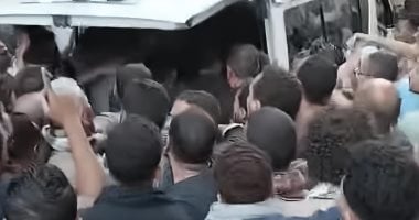 حزن في فرشوط.. تشييع جثامين 3 طلاب لقوا مصرعهم في حادث بقنا