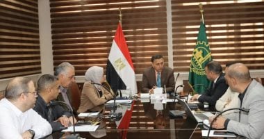 محافظ القليوبية: تطوير منظومة النقل الجماعى ومراقبة الأتوبيسات بـGPS