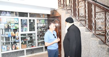 محافظ أسوان يزور كنائس دراو