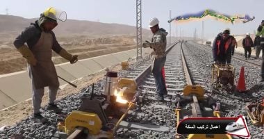 ملحمة مصرية.. تركيب قضبان وتشطيب محطات الخط الأول للقطار الكهربائى السريع