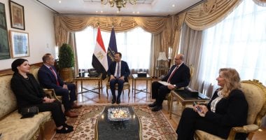 وزارة الاتصالات وإنتل تبحثان تعزيز التعاون في الذكاء الاصطناعي وبناء القدرات الرقمية