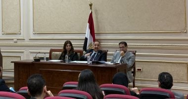 تعليم الشيوخ  يوصي بتنسيق خاص لطلاب STEM وتحسين الإقامة والمنح الدراسية