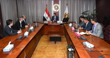 وزير الصناعة يبحث مع مجموعة صافولا خططها التوسعية المستقبلية