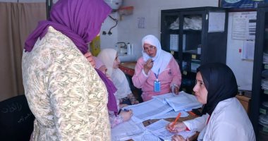 توقيع الكشف على 284 مواطن مجانا خلال قوافل طبية بالبحيرة