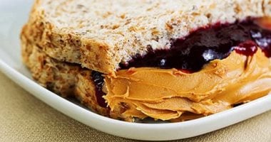 أكلات خفيفة وسناكس من البيت سهلة لأيام النادي.. تغنيكي عن الأكل الجاهز