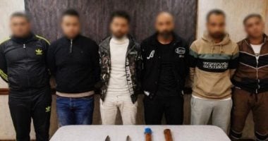 معركة "السيوف" أمام مستشفى بالإسكندرية.. صدمة رحيل مريضة تنتهى بـ "علقة"