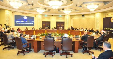 حماة الوطن ينظم جلسة نقاشية بعنوان "التأمين الصحي الشامل.. مستقبل مصر"