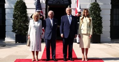 ترامب وميلانيا يلتقطان الصور مع الملك تشارلز وزوجته بالبيت الأبيض.. صور