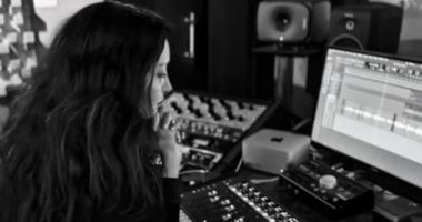 لطيفة تطلق أغنيتها الجديدة «سلمولي»