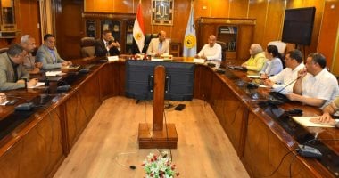 محافظ أسيوط يشدد على تسريع تقنين أراضى الدولة والتصالح 