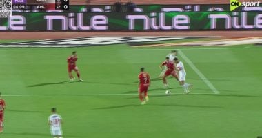 تسديدة عدى الدباغ مهاجم الزمالك