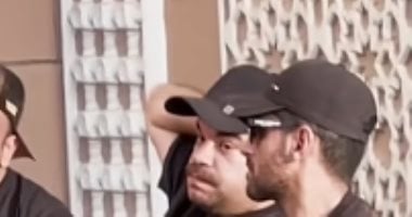 محمد عبد الرحمن وأوس أوس أول الحضور فى عزاء والد حمدى الميرغنى