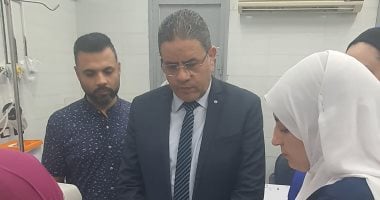 وكيل صحة المنوفية في جولة مسائية لمستشفى قويسنا ويحيل المتغييبن للتحقيق