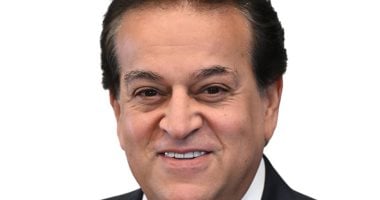 وزير الصحة يوافق على إجراء الولادة الطبيعية الأولى 