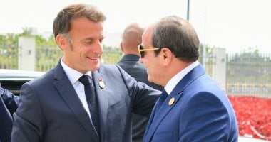 الرئيس السيسى وماكرون يعقدان جلسة مباحثات موسعة فى برج العرب.. تأكيد على تعميق الشراكة الاقتصادية بين القاهرة وباريس.. الرئيس يستعرض الجهود الرامية لاحتواء التوترات الراهنة ويجدّد الرئيس موقف مصر الثابت