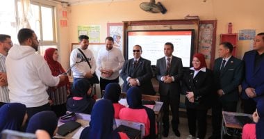 رئيس جامعة كفر الشيخ يشهد فعاليات القوافل التوعوية المدرسية