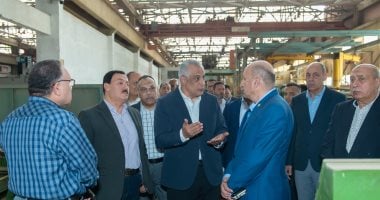 وزير الدولة للإنتاج الحربى فى زيارة مفاجئة يطمئن على تنفيذ الخطط الإنتاجية فى "أبو زعبل للصناعات الهندسية"