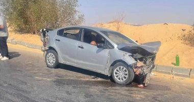 رئيس جامعة أسوان يطمئن على حادث طلابى ونقلهم للمستشفى الجامعى