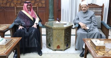 شيخ الأزهر يستقبل السفير السعودى ويؤكد تقديره لحسن الترتيبات لموسم الحج
