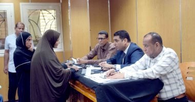 نائب محافظ الأقصر يبحث 31 طلبا وشكوى خلال لقاء اليوم المفتوح