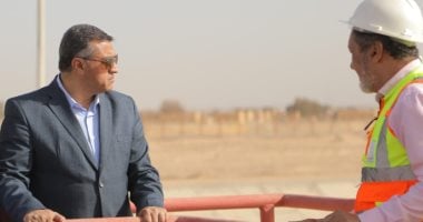 محافظ قنا: مشروعات "حياة كريمة" نقلة نوعية في مستوى الخدمات المقدمة للمواطن القنائي