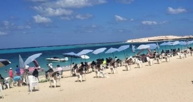 الآلاف في مطروح والساحل الشمالى يفضلون قضاء العيد على الشواطئ.. ارتفاع الحجوزات بالمنشآت الفندقية والمصيفية خلال فترة العيد وانخفاض التكلفة.. ومحافظة مطروح تستعد للمصيف بأعمال تطوير وتوفير الخدمات.. صور