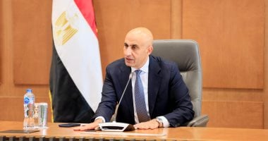 محمد عبد اللطيف وزير التربية والتعليم والتعليم الفنى 