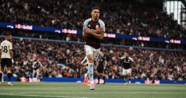 مباراة استون فيلا وليفربول