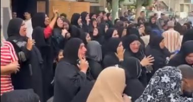 تشييع جثمان عامل دليفري لقي مصرعه خلال مشاجرة مع آخر ببنها