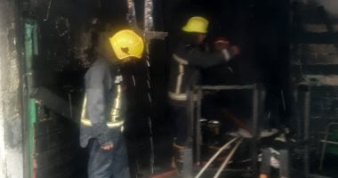 السيطرة على حريق محل تنجيد فى حدائق القبة دون إصابات.. صور
