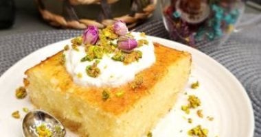 طريقة عمل كيك السميد بدون سكر فى المنزل.. وصفة خفيفة وصحية بطعم لذيذ