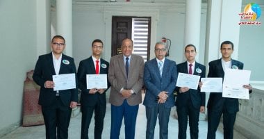 تكريم أوائل مدرسة مياه الشرب والصرف الصحي بالإسكندرية الحاصلين على الرخص الدولية