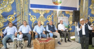 وزير الرى من قنا: المزارع المصرى المحور الأساسى لنجاح أى مشروع تنموى.. صور