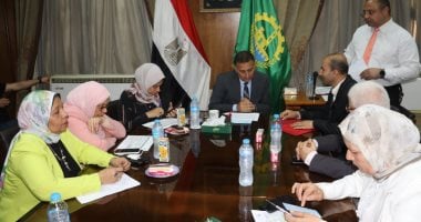 محافظ القليوبية يستمع لشكاوى المواطنين ويوفر فرص عمل بشبرا الخيمة