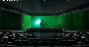 فيلم «سفن دوجز» يدخل التاريخ كأول فيلم عربي يُعرض بتقنية ScreenX