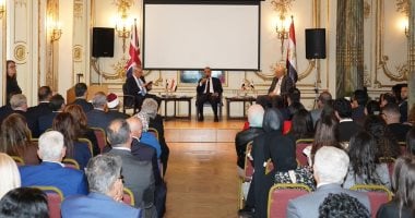 وزير الخارجية يلتقى بأعضاء الجالية المصرية فى لندن.. صور
