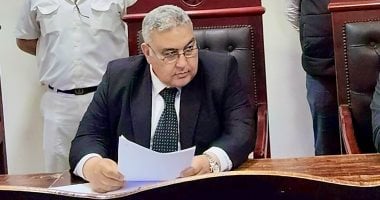 جنايات دمنهور تقرر عقد جلسات محاكمة المتهم بالتعدى على نجله داخل غرفة المداولة