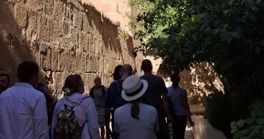  345 سائحا من مختلف الجنسيات لزيارة دير سانت كاترين وجبل موسى