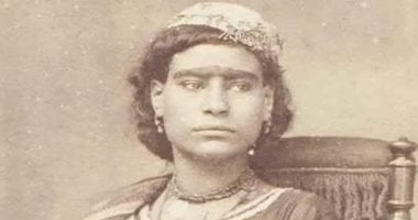 الراقصة بمبة كشر 