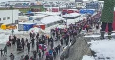ليست للبيع.. جرينلاند تتحدى ترامب بمظاهرات أمام القنصلية الجديدة "فيديو"