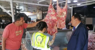 ضبط 2 طن دواجن فاسدة و3 أطنان دقيق مدعم فى حملات تموينية بالإسماعيلية