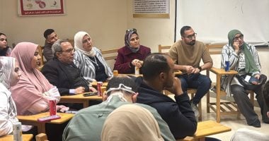 طلاب جامعة كفر الشيخ يبتكرون مشروع "OncoNova" لتطوير منظومة علاج الأورام.. يقدمون حلولا ذكية تدعم التحول الرقمي وترتقي بالخدمات الصحية.. تطبيق المشروع على أرض الواقع داخل مستشفى الأورام بالجامعة.. صور